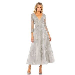 Mac Duggal A20336 Beaded Formal Evening Long Dress. $1000. Size 4